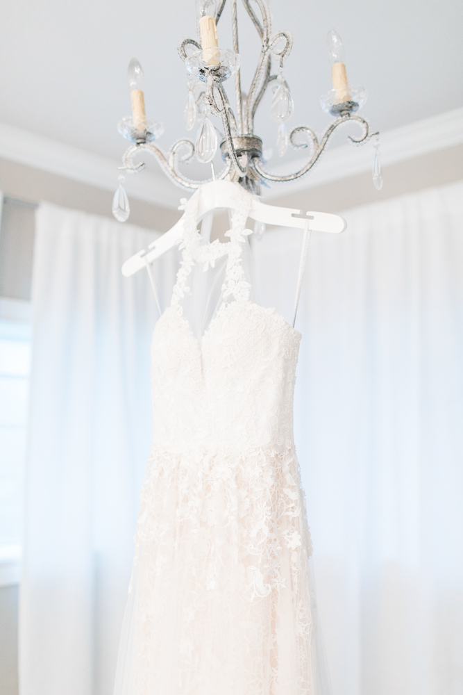 lacy wedding dress, dallas wedding photographer