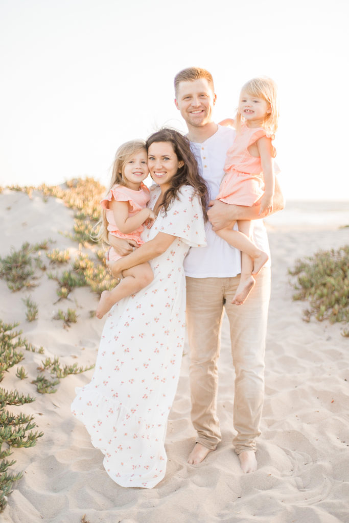 Family beach photography outfit ideas